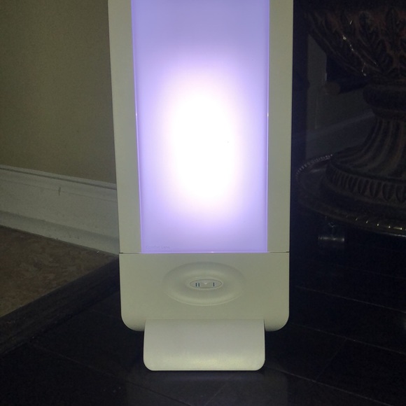 Happy Light/Natural Spectrum Energy Lamp. New in Box! - Picture 4 of 5